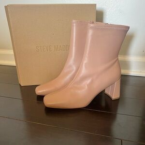 Steve Madden Women's Blush Heeled Harli Boots